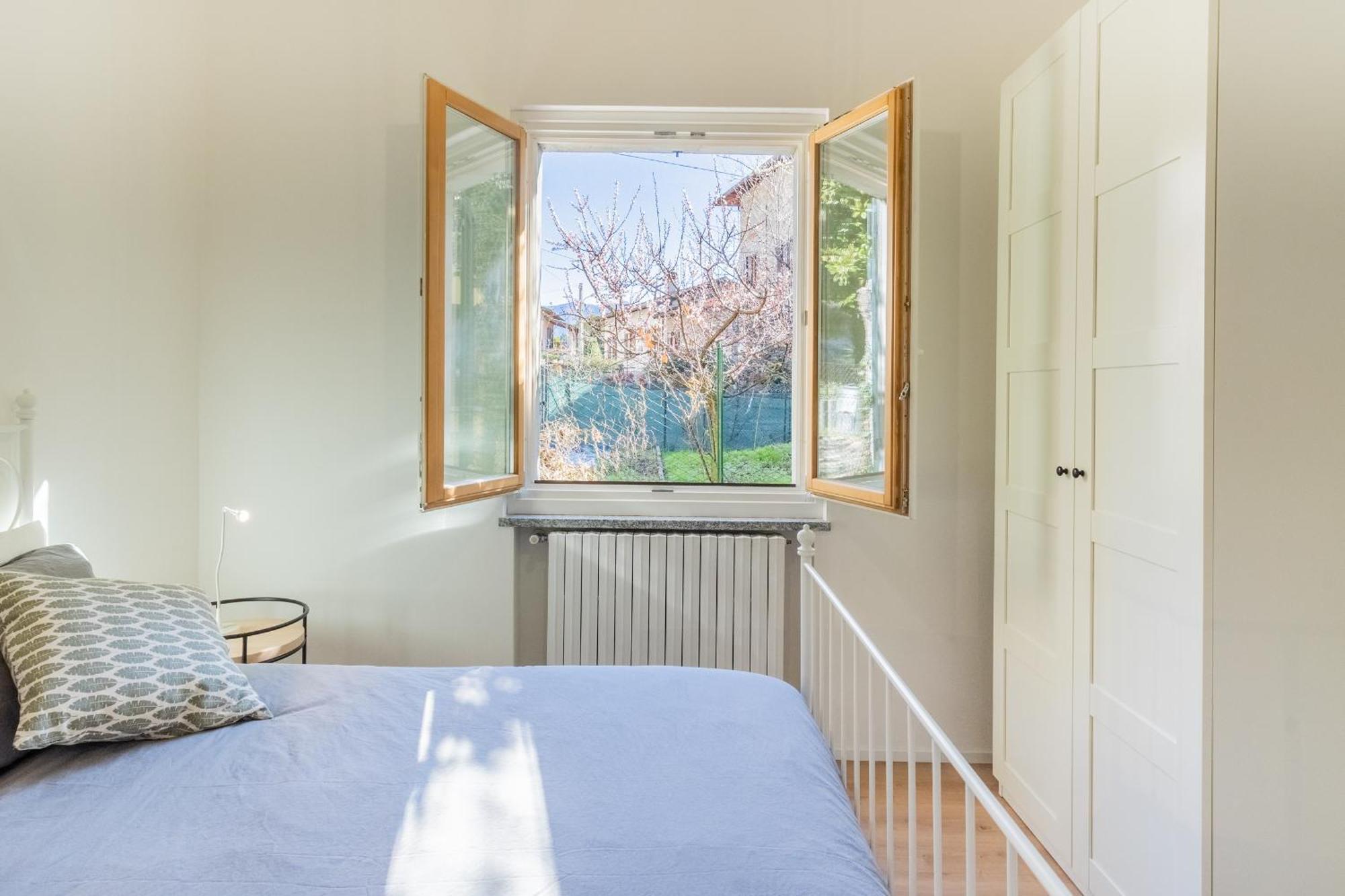 Lovely Corner In The Heart Of The Lake By Rent All Como Eksteriør bilde
