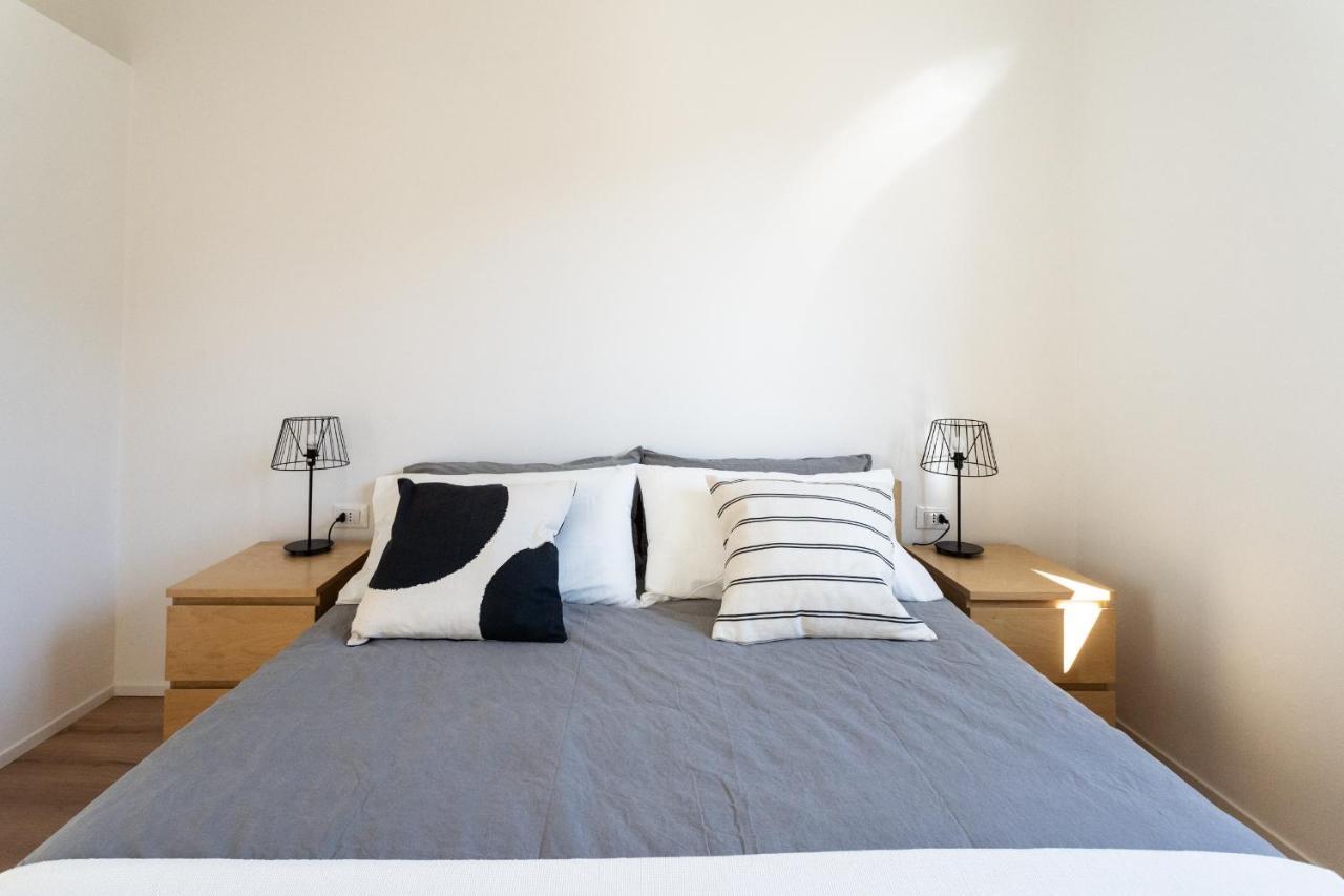 Lovely Corner In The Heart Of The Lake By Rent All Como Eksteriør bilde