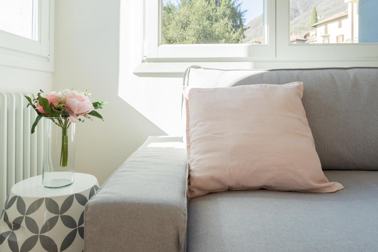 Lovely Corner In The Heart Of The Lake By Rent All Como Eksteriør bilde