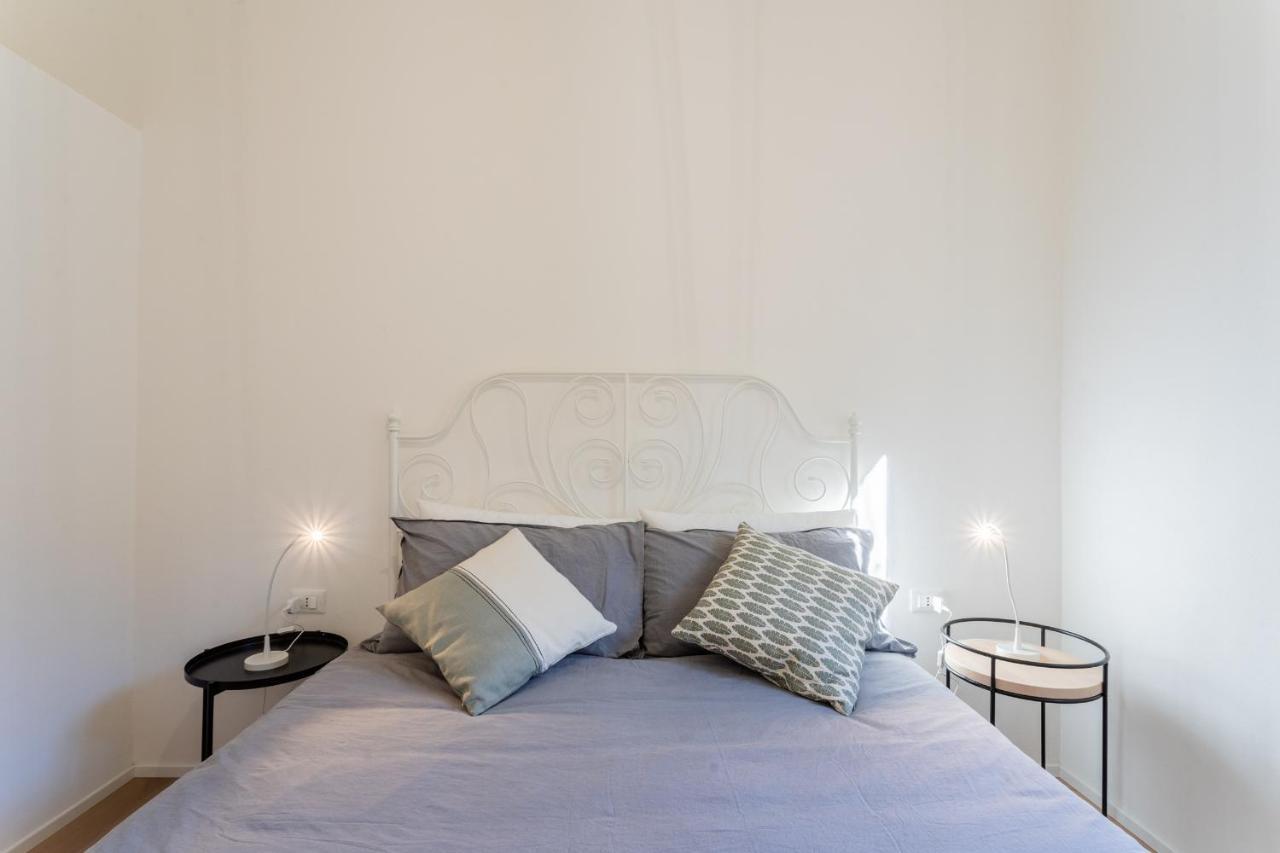 Lovely Corner In The Heart Of The Lake By Rent All Como Eksteriør bilde